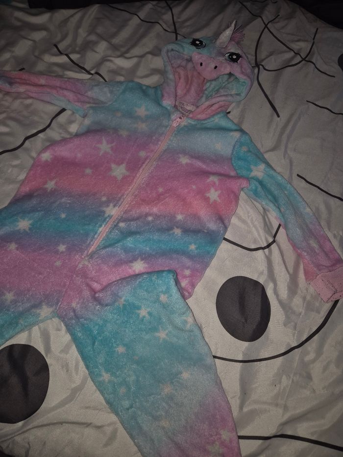 Pyjama licorne - photo numéro 3