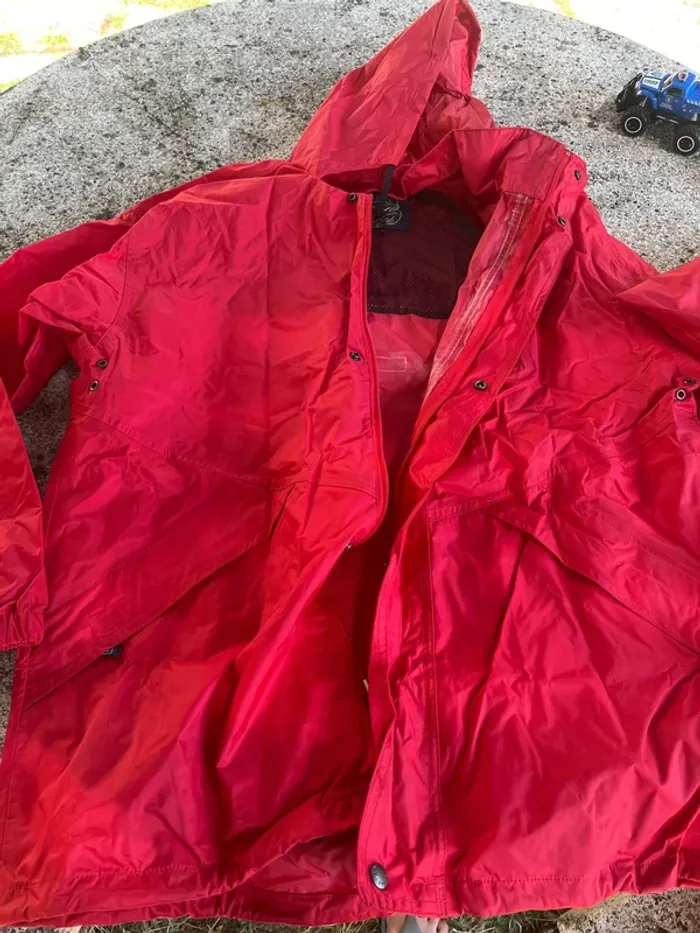 Imperméable capuche aigle