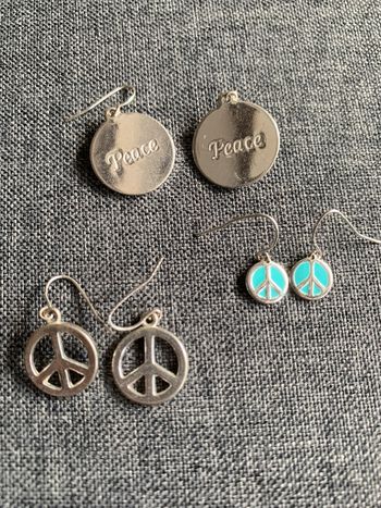 Lot de boucles d’oreilles fantaisies (35)