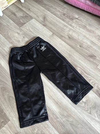 Jogging bébé adidas noir taille 80 (12-18 mois )