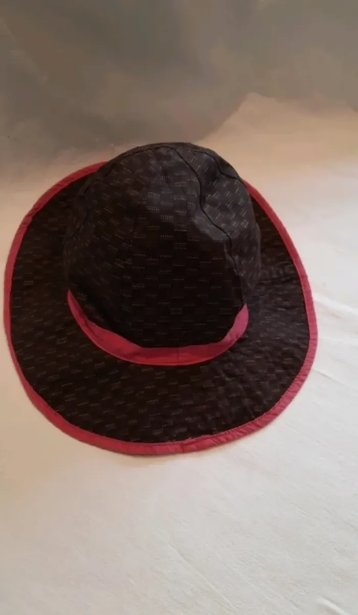 Chapeau - photo numéro 2