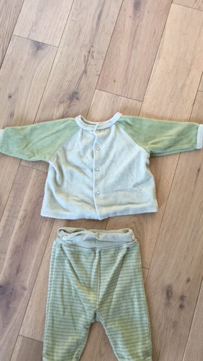 Pyjama - photo numéro 2