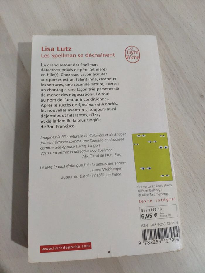 Livre poche Les Spellman se déchaînent Lisa Lutz détectives privés humour - photo numéro 2