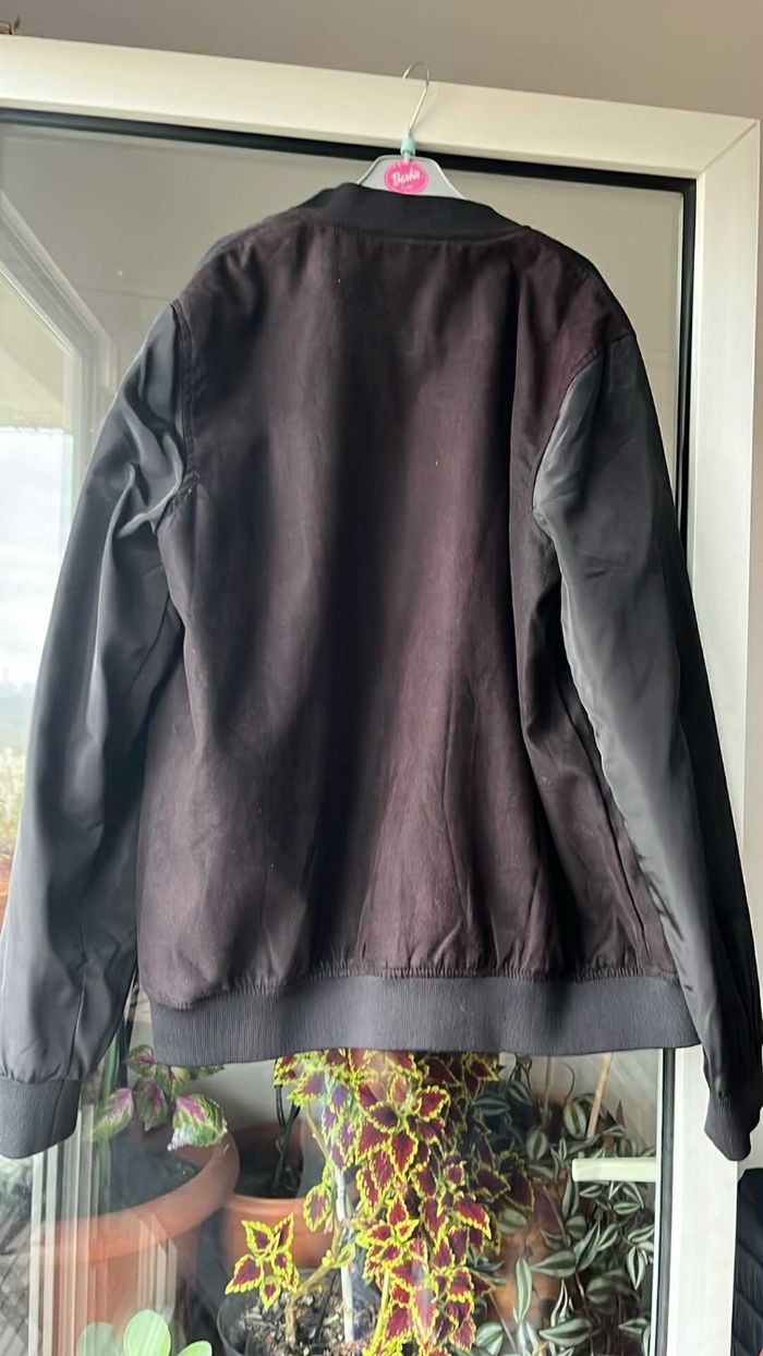 Vetements - photo numéro 2