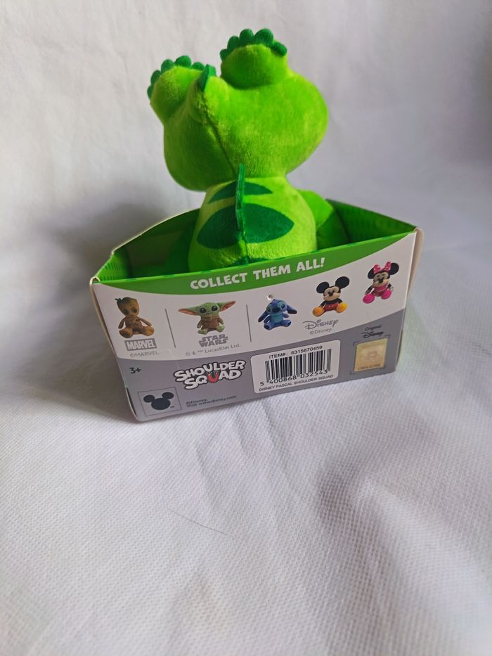 Peluche d’Épaule Pascal – Raiponce (Disney) - photo numéro 3