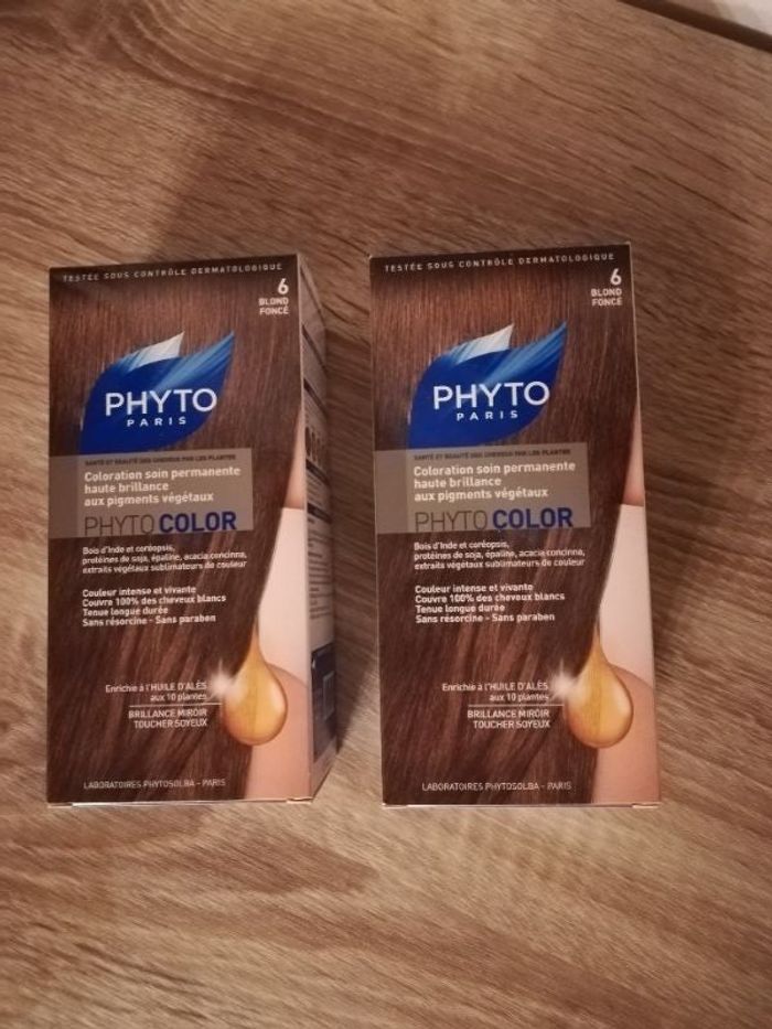 Lot de 2 colorations Blond foncé, Phyto Color, NEUVES!