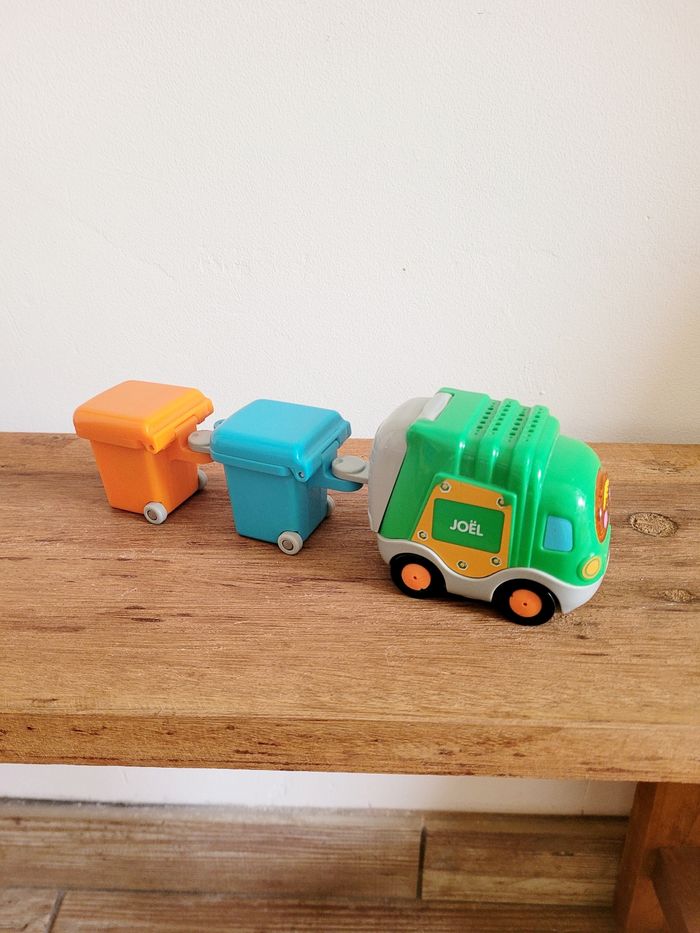 Joël Le camion-poubelle Vtech - photo numéro 2