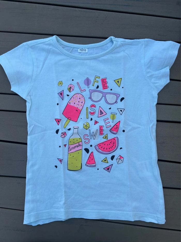 Lot teeshirts 5 ans - photo numéro 2