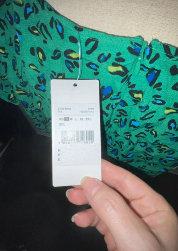 Robe imprimé léopard vert et bleu Cubus - Neuve avec étiquette - Taille S - photo numéro 4