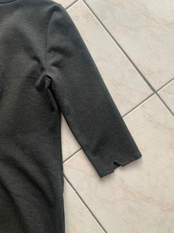 Robe grise - photo numéro 5