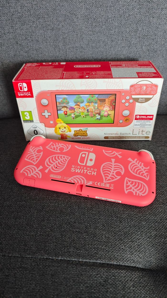 Nintendo Switch lite - photo numéro 2