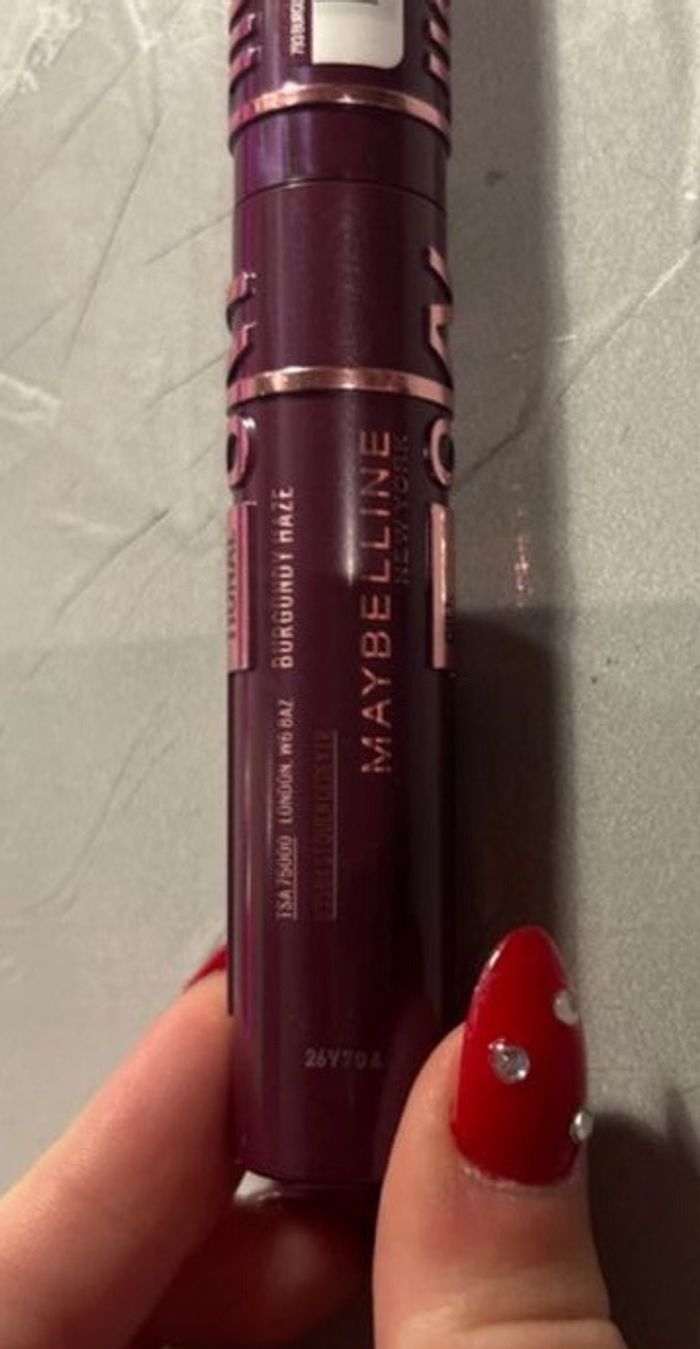 Mascara mauve Maybelline - Neuf avec étiquette - photo numéro 2