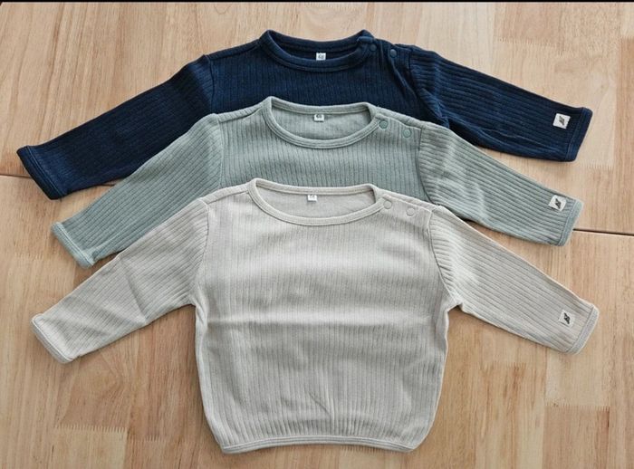 Lot de 3 t-shirt longue manches 6/9 Mois - photo numéro 2