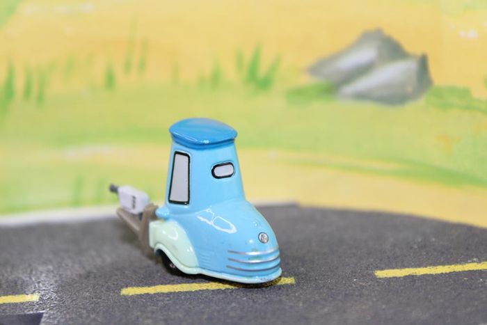 Disney Pixar cars Guido - photo numéro 3