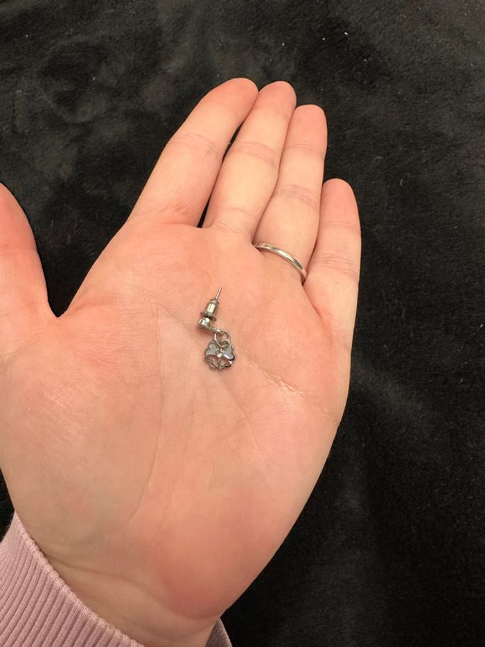 Boucles d'oreilles forme trèfle coeur - photo numéro 4