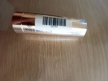 Rouge à lèvres Yves Rocher neuf sous blister