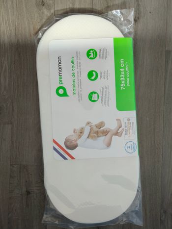 Matelas neuf dans l'emballage