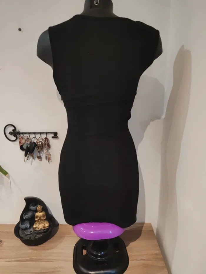 Robe courte taille 36 - photo numéro 4