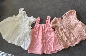 lot 3 robes 