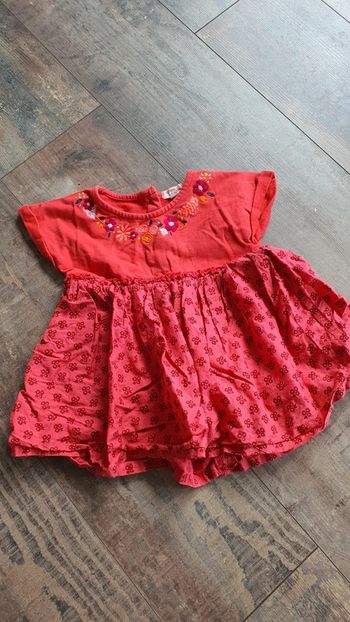 Robe dpam 24 mois en très bon état