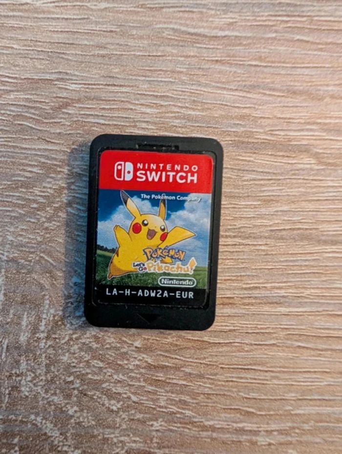 Pokémon let's go Pikachu switch sans boîte