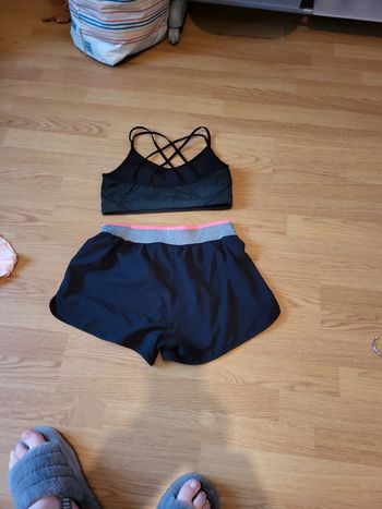 Brassière de sport Domyos et short
