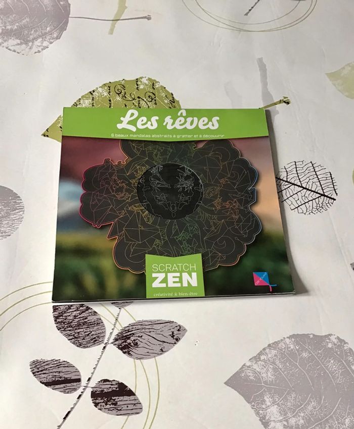 Livre beaux coloriages zen mandalas à gratter Les rêves