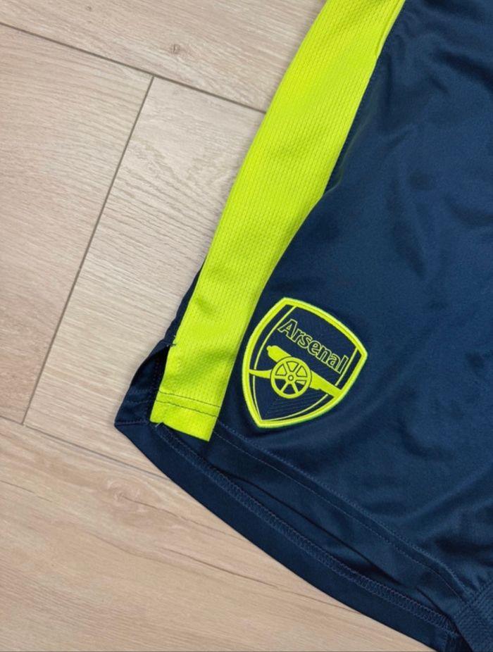 Short puma arsenal marine taille L saison 2016/2017 - photo numéro 4