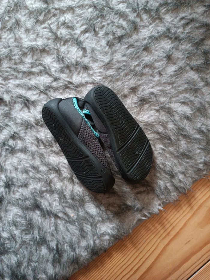 Chaussure chausson de danse decathlon noir neuve taille 22 sans étiquette non porté - photo numéro 3