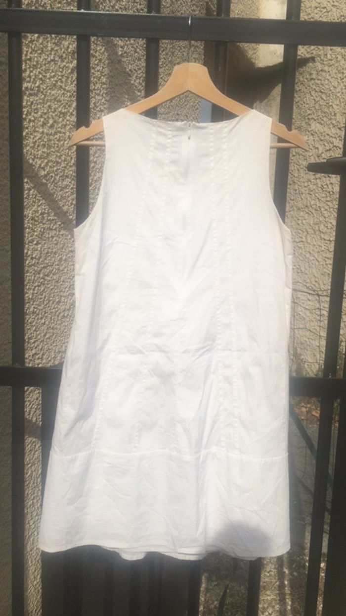 Jolie robe blanche 👗 - photo numéro 3