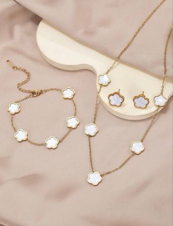 Bijoux  trèfle 