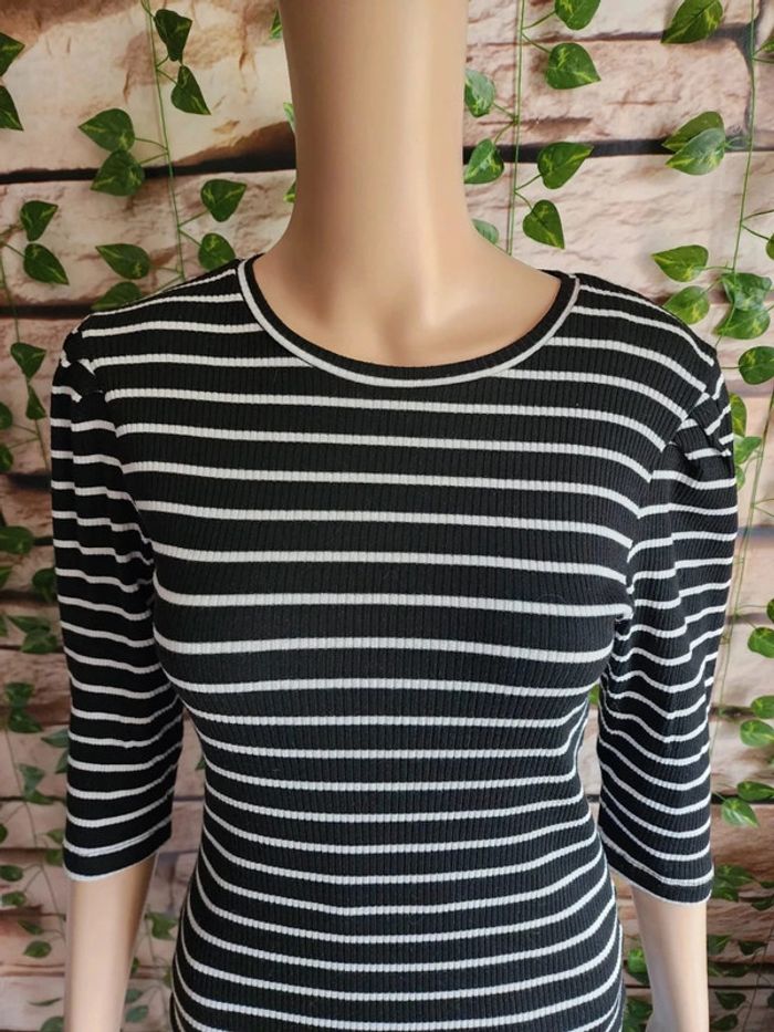 🌸T-shirt Rayé Jennyfer Taille 36🌸 - photo numéro 2