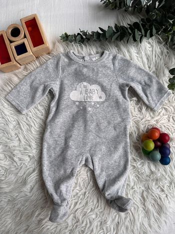 Pyjama tape à l’œil 3 mois