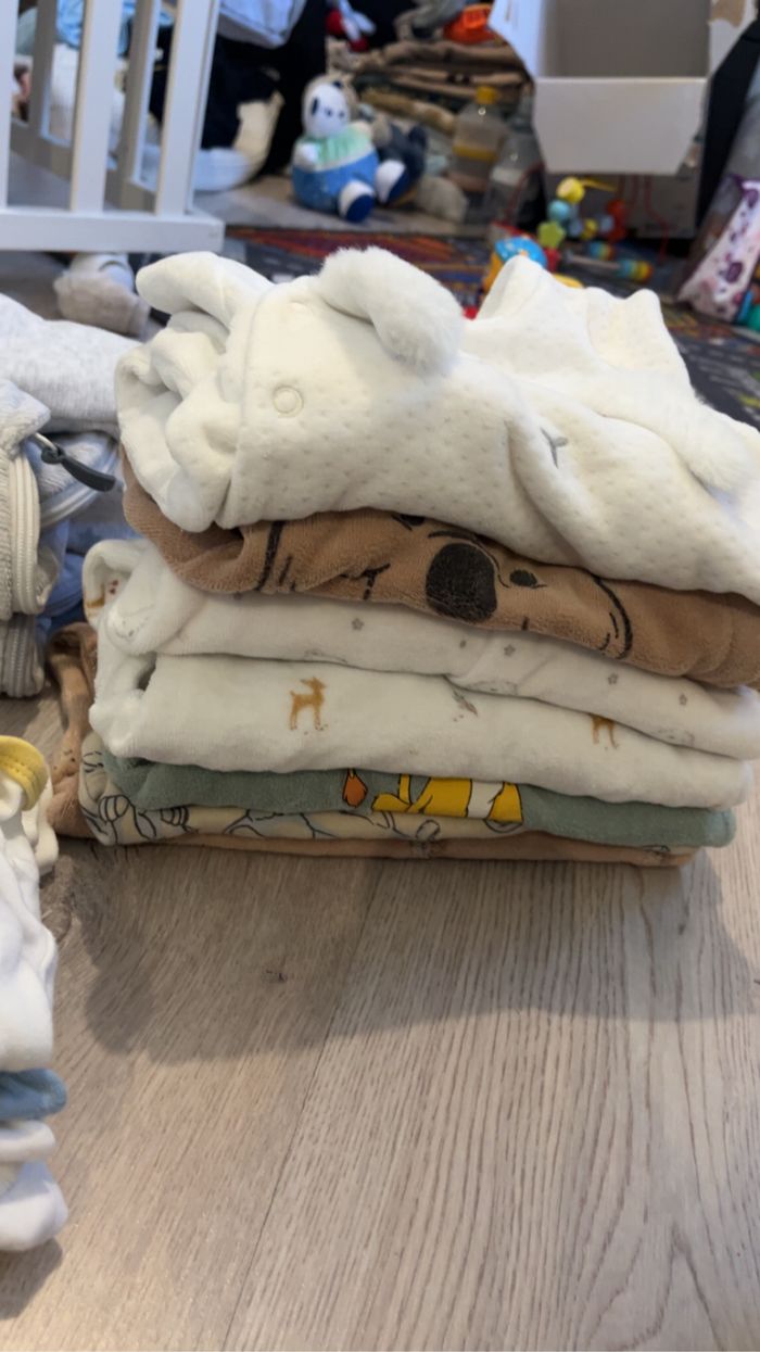 Lot vêtements garçon 3 & 6 mois - photo numéro 3