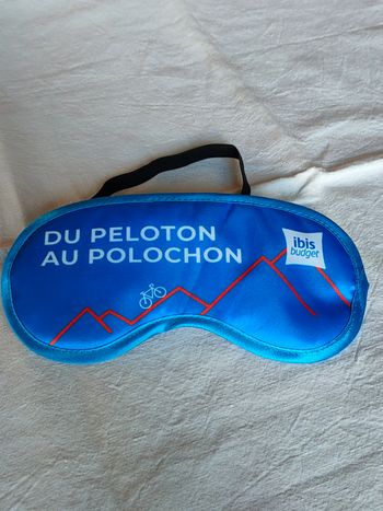 Cache yeux pour dormir neuf ( du peloton au polochon)