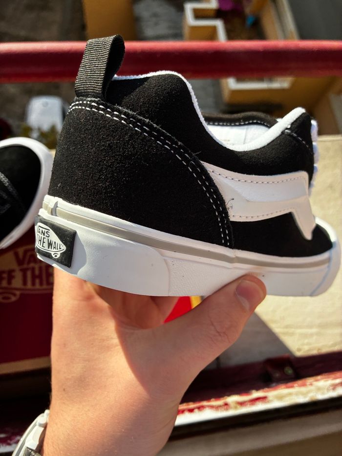 Vans Knu School Black White - Taille 37 - Neuves - photo numéro 10