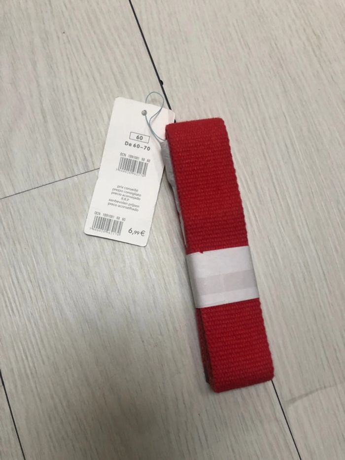 Ceinture rouge 60 neuf - photo numéro 2
