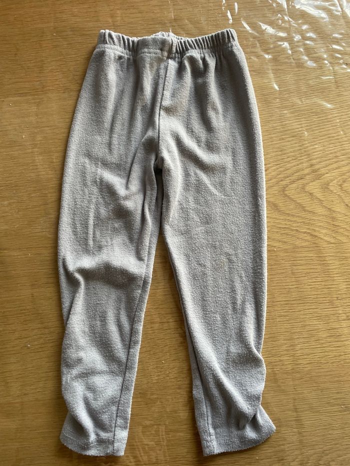 3 pantalons fille 2 ans - photo numéro 6