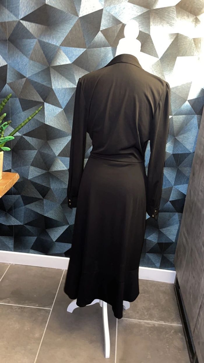 Robe noire - photo numéro 5