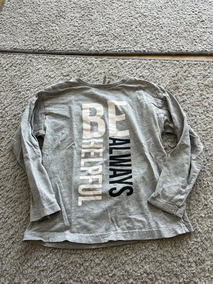 TEE shirt