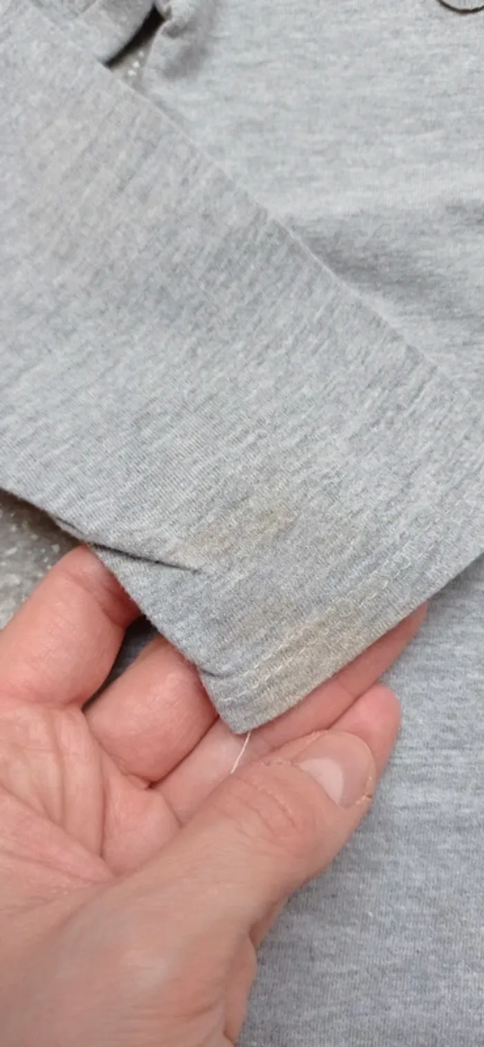 T-shirt Sergent Major
Taille 5 ans mais taille petit
Bon état - photo numéro 4