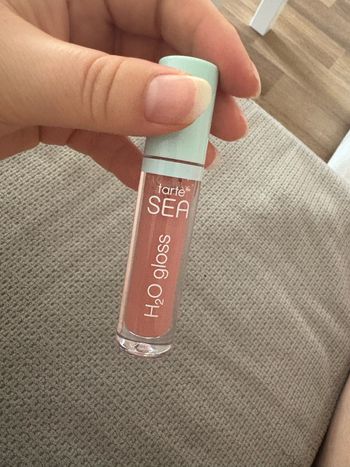 gloss tarte