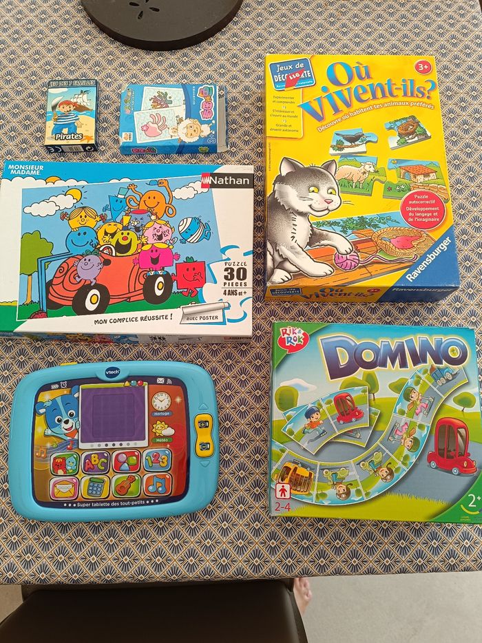 Lot de jeux de société