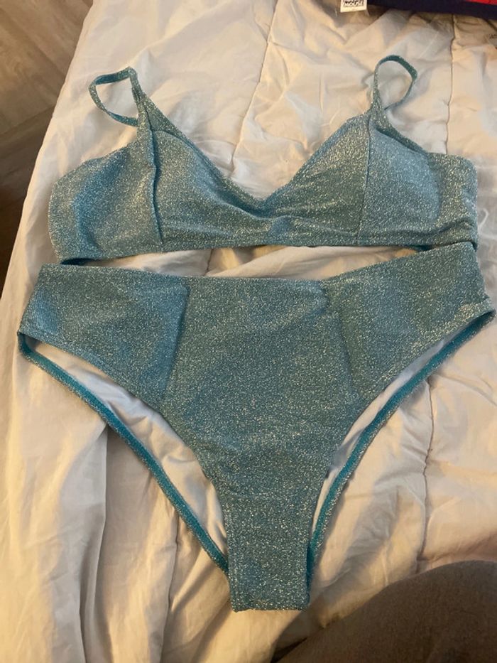 Maillot de bain neuf - photo numéro 2