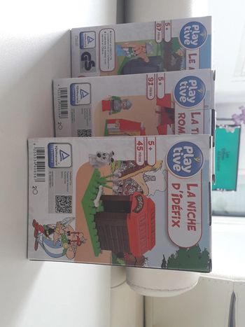 3 boîtes Playtive Asterix