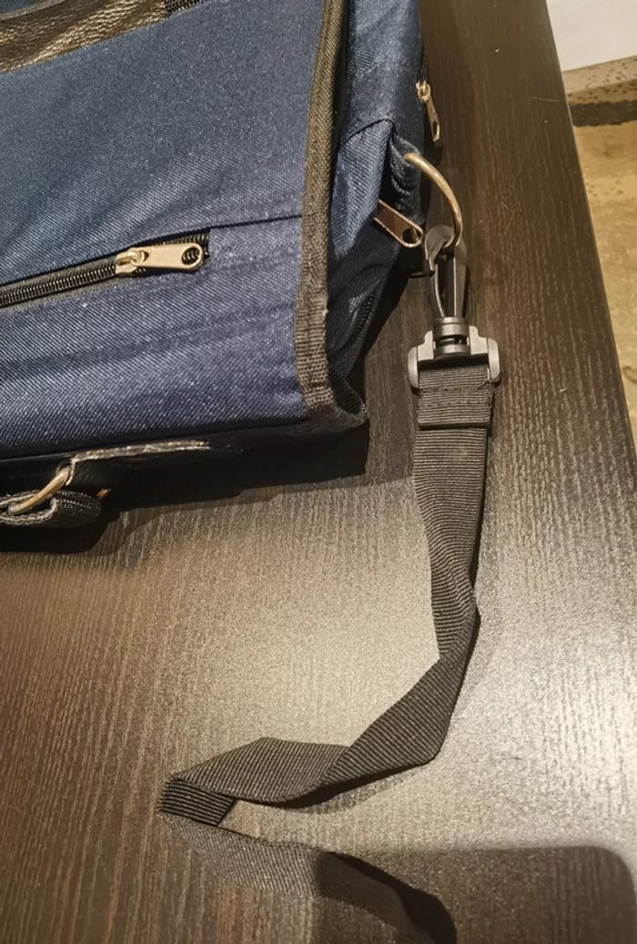 Sac pour pc portable avec lanière - photo numéro 17