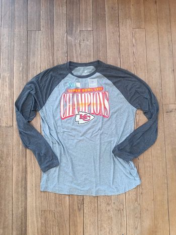 T-shirt fanatics NFL Kansas City super bowl trophy XL
