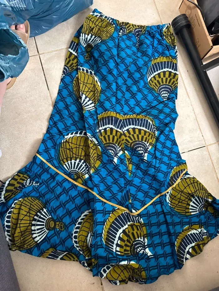 Ensemble wax 2 pièces – Jupe longue + Haut à manches volantées - photo numéro 2