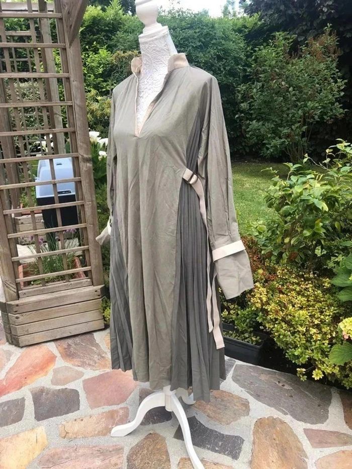 Robe Zara neuve taille XS/S - photo numéro 3