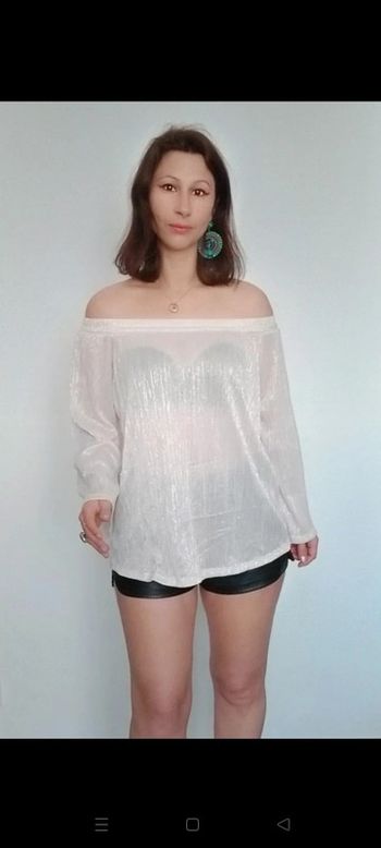 Blouse longue transparente irisée